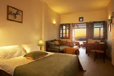 & Apts Dana Hotel